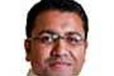 View chat: Sirish Chandran on hatchback or sedan