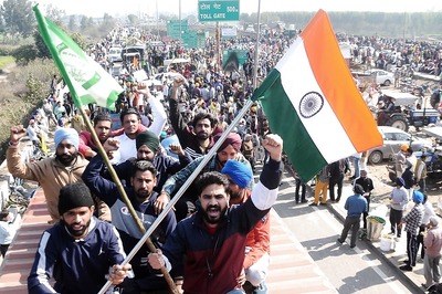 Chakka Jam: Farmers Block Key Highways in Punjab, Haryana & Rajasthan; Scattered Protests Elsewhere