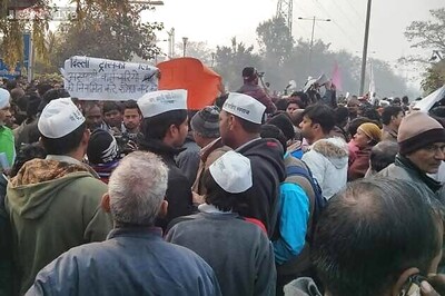 Kejriwal's Janata Darbar chaotic, mismanaged, many left disappointed
