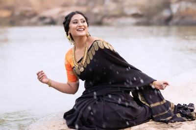 Actress Amrutha Iyengar Looks Regal In Brownish-shimmery Lehenga On Dussehra