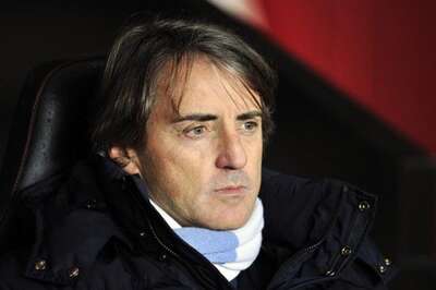 Fired Mancini thanks City fans in newspaper advert