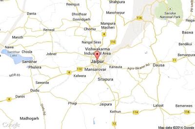 Tractor-trolley hits Ranthambore train, engine damaged