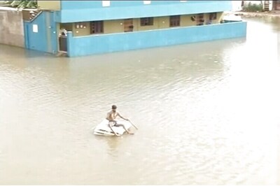 Schools, colleges remain closed in Chennai due to rains, death toll in TN crosses 170
