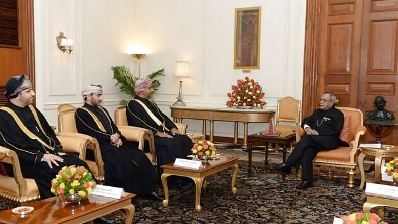 President invites Oman to 'Make in India', seeks deeper trade ties