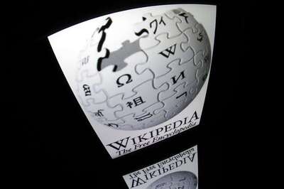 Wikipedia's Messiah? Researchers Create AI That Can Correct Outdated Info Like Humans