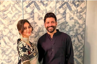 Farhan Akhtar and Shibani Dandekar To Have a Traditional Maharashtrian Wedding on February 19?