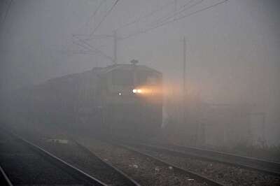 Foggy Morning in Delhi-NCR Leads to Delay and Cancellation of Flights, Trains