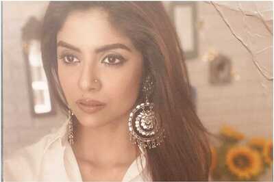 Not Just Men, Women Also Make Us Feel Bad About Our Bodies: Sayantani Ghosh