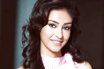 Who is Femina Miss India 2013 Navneet Kaur Dhillon?