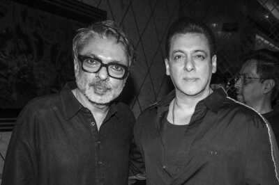 Salman Khan, Bhansali Reunite For FIRST Time Since Feud Rumours at Heeramandi Premiere; Pic Goes Viral