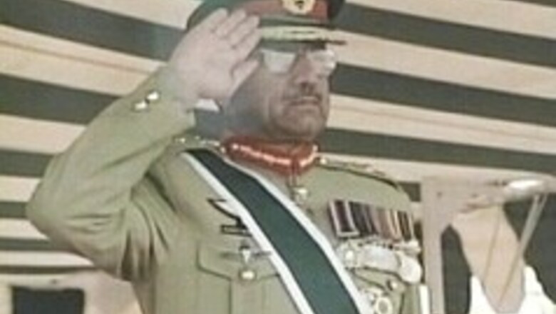 Bush scolds, Musharraf says polls before Feb 15
