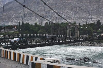 Pakistan to Launch ‘Aggressive’ Campaign Against India Over Indus Waters Treaty