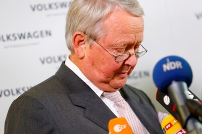 Volkswagen boss quits over diesel scandal