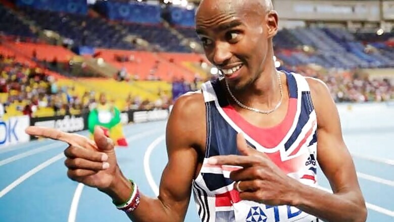 Mo Farah wins 5000m gold to become double world champion