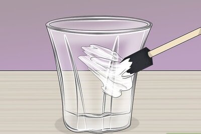 How to Keep Glitter from Falling Off