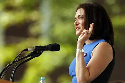 Facebook's Sheryl Sandberg ducks questions about IPO debacle