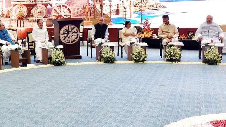 Frightened by Modi Juggernaut, Opposition Tries to Unite For Survival