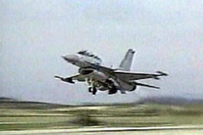 US starts delivering F-16 to Pakistan