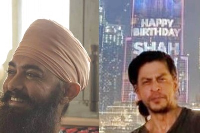 Shah Rukh Khan's Cameo in Laal Singh Chaddha Makes Fans Scream, Celebrate, Watch Viral Video