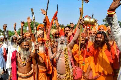 Hopeful of Favourable Verdict in Ayodhya Land Dispute Case, Seers Now Eye Kashi and Mathura