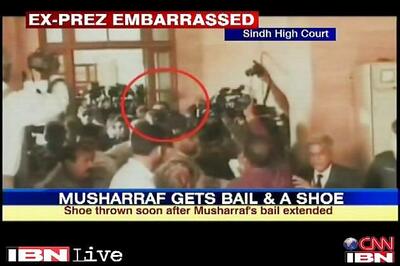 Shoe hurled at Pervez Musharraf outside Sindh HC