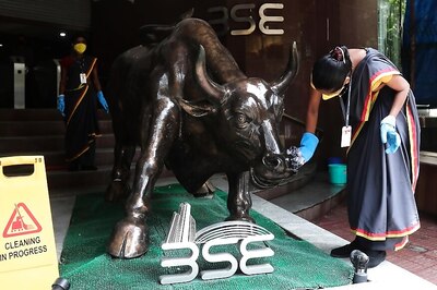 Sensex Tanks 552 Points Amid Concerns Over Second Wave of Covid-19