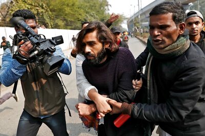 Jamia Teachers' Body Condemns Firing at Protesters, Blames Anurag Thakur for Instigating Violence