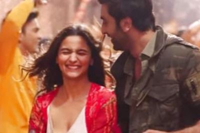 Brahmastra: Ayan Mukerji Shares Teaser of Kesariya Dance Mix Which Karan Johar Did Not Approve Initially