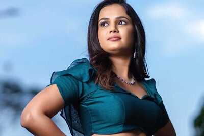 Actress Ariyana Glory Channels Her Inner Diva In Peacock Blue Co-ord Set