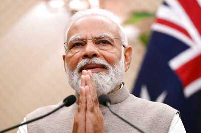 PM Modi ‘Vocal for Local’, Promotes India’s Tribal Arts, Culture on World Stage