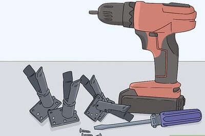 How to Hang a Neon Light on the Wall