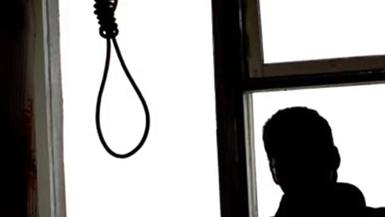Mumbai: Blisters on skin drives man to suicide