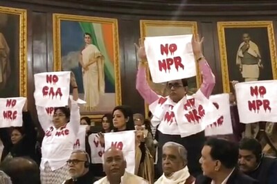 On Day 1 of Budget Session, Prez Kovind Says CAA to Fulfill Gandhi's Dream; Oppn Stages Protest