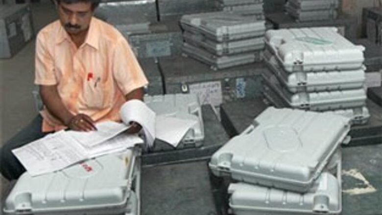 EVMs foolproof, no plan to scrap them: poll panel
