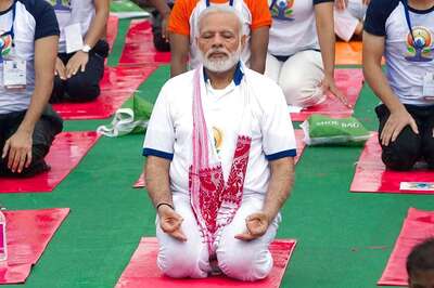 International Yoga Day 2019: PM Modi Leads Celebrations in Ranchi; Union Ministers to Take Part in Other Events