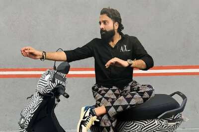 Comedian Anubhav Singh Bassi Teases Ather's Rizta Electric Scooter