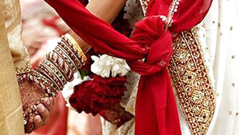 Bajrang Dal Activists Disrupt Inter-faith Wedding at Meerut Court