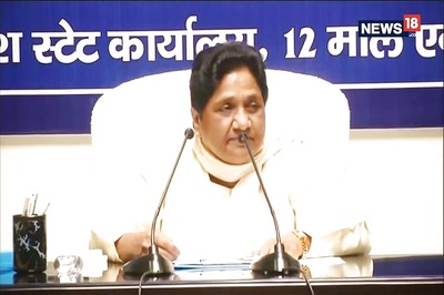 Mayawati Blames Congress, BJP for Plight of Adivasis, Says 'Many Tribals Were Forced to Join Naxals'