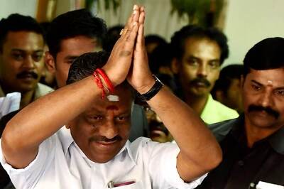 Panneerselvam Camp Files Plea With EC for AIADMK Poll Symbol