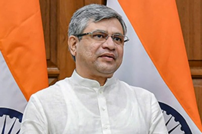 After Vande Bharat, Modi Asks Railways to Come Out with Vande Metro: Railway Minister