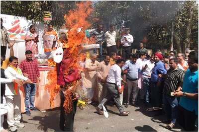 BJP Burns Effigies of AAP Leaders Across Delhi