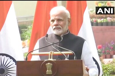 PM Modi to Lay Foundation for Bundelkhand Expressway, Distribute Mobility Aid to Over 26k People Today