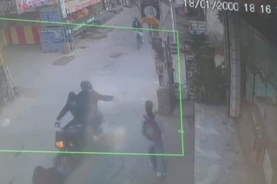 Delhi Acid Attack: 2 More Suspects Picked Up by Police; CM Kejriwal Demands ‘Strictest Punishment’