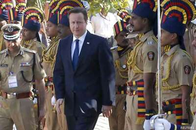 Cameron announces same-day visa for Indian investors