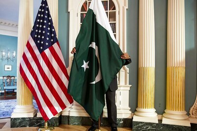 US Joint Chiefs Chairman Discusses Security Situation in Pakistan with General Bajwa