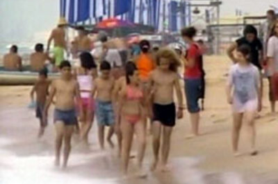 Millionaire promotes jewish solidarity