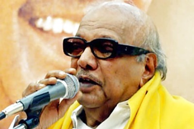 Karunanidhi hails SC judgment on transgenders