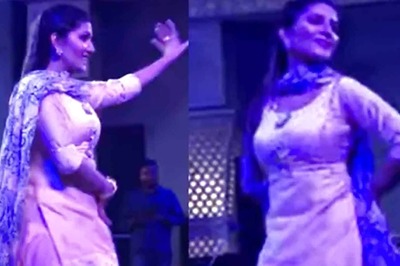 Sapna Choudhary’s Sizzling Dance Video on Kurti Dhili Aankh Jahril Song Goes Viral