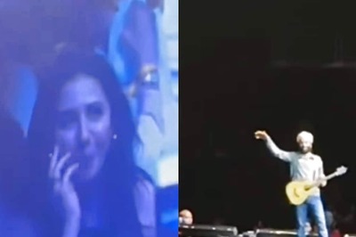 Arijit Singh Sings Zaalima, Apologises to Mahira Khan After Failing to Recognise Her At Concert | Watch