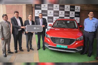 MG Motor Delivers First ZS Electric SUV to EESL for Government Officials